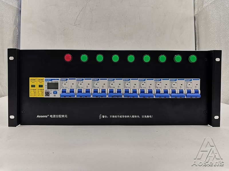 4U正泰40A防雷數(shù)顯獨(dú)立指示燈8回路配電單元